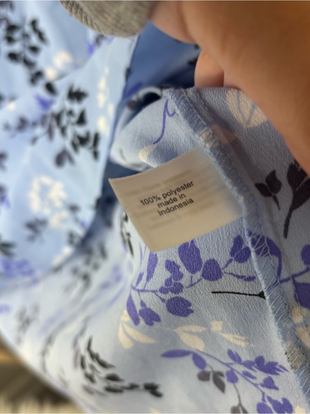 Lane Bryant Blue Floral V-Neck Balloon Sleeve Top Size 14 - Picture 5 of 6